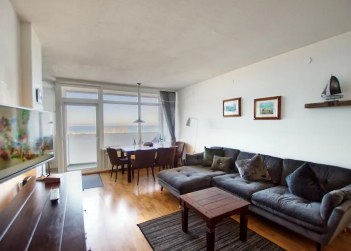 - Haus A, App 0a0703 *