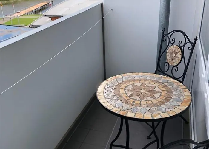 - Haus A, App 0a0703 *